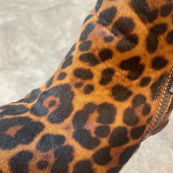 1.State Kaleb Cow Hair Leopard Booties with zipper - Picture 5 of 7